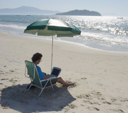 Ser tosco �... ser nerd na praia (2003)
